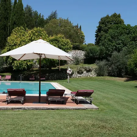 Aiola Villa *
